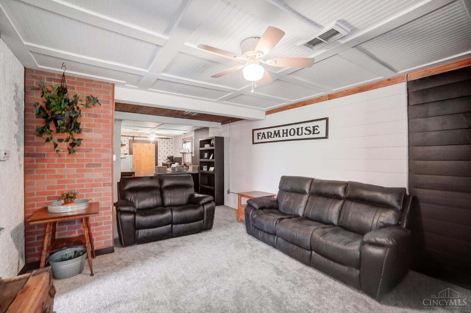 2334 Jackson Road Hamilton, OH 45011 - Photo 3 of 34 Gallery Image 3