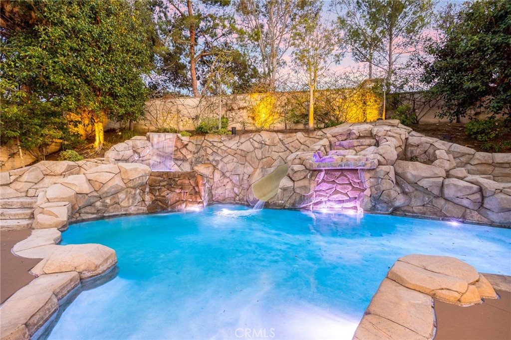 3 Seabluff Newport Beach, CA 92660 - Photo 3 of 74