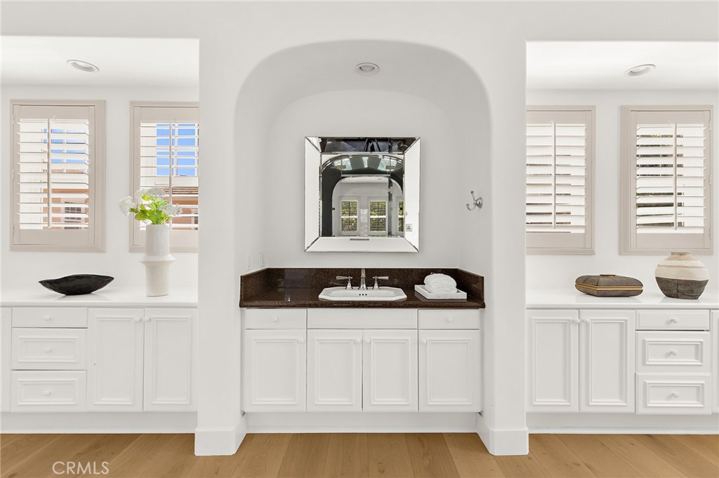 3 Seabluff Newport Beach, CA 92660 - Photo 41 of 74