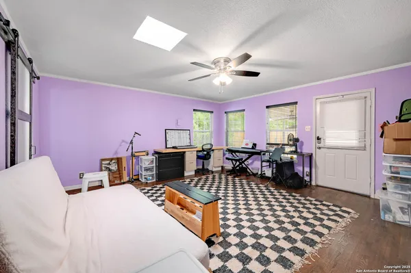 $2,200 | 2231 West Woodlawn Avenue, San Antonio, TX 78201