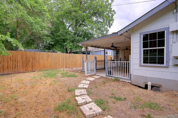 $2,200 | 2231 West Woodlawn Avenue, San Antonio, TX 78201