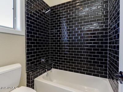 3634 North Desert Oasis Mesa, AZ 85207 - Photo 24 of 41 Black tile bath