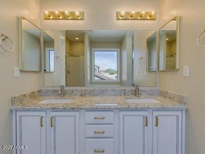 3634 North Desert Oasis Mesa, AZ 85207 - Photo 32 of 41 Vanity