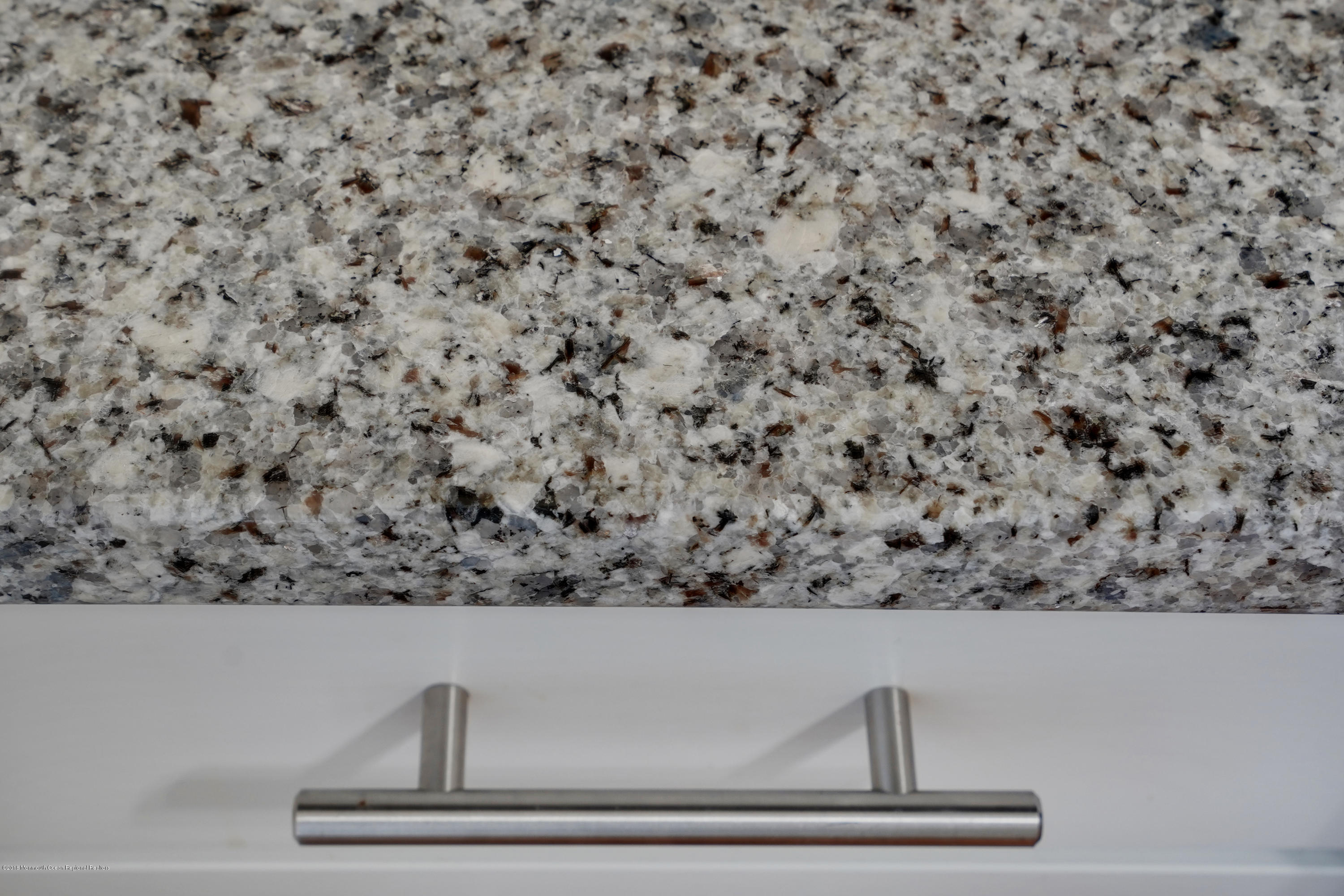 11 Hunters Run Oceanport, NJ 07757 - Photo 9 of 30 mjb00596-mjb00600