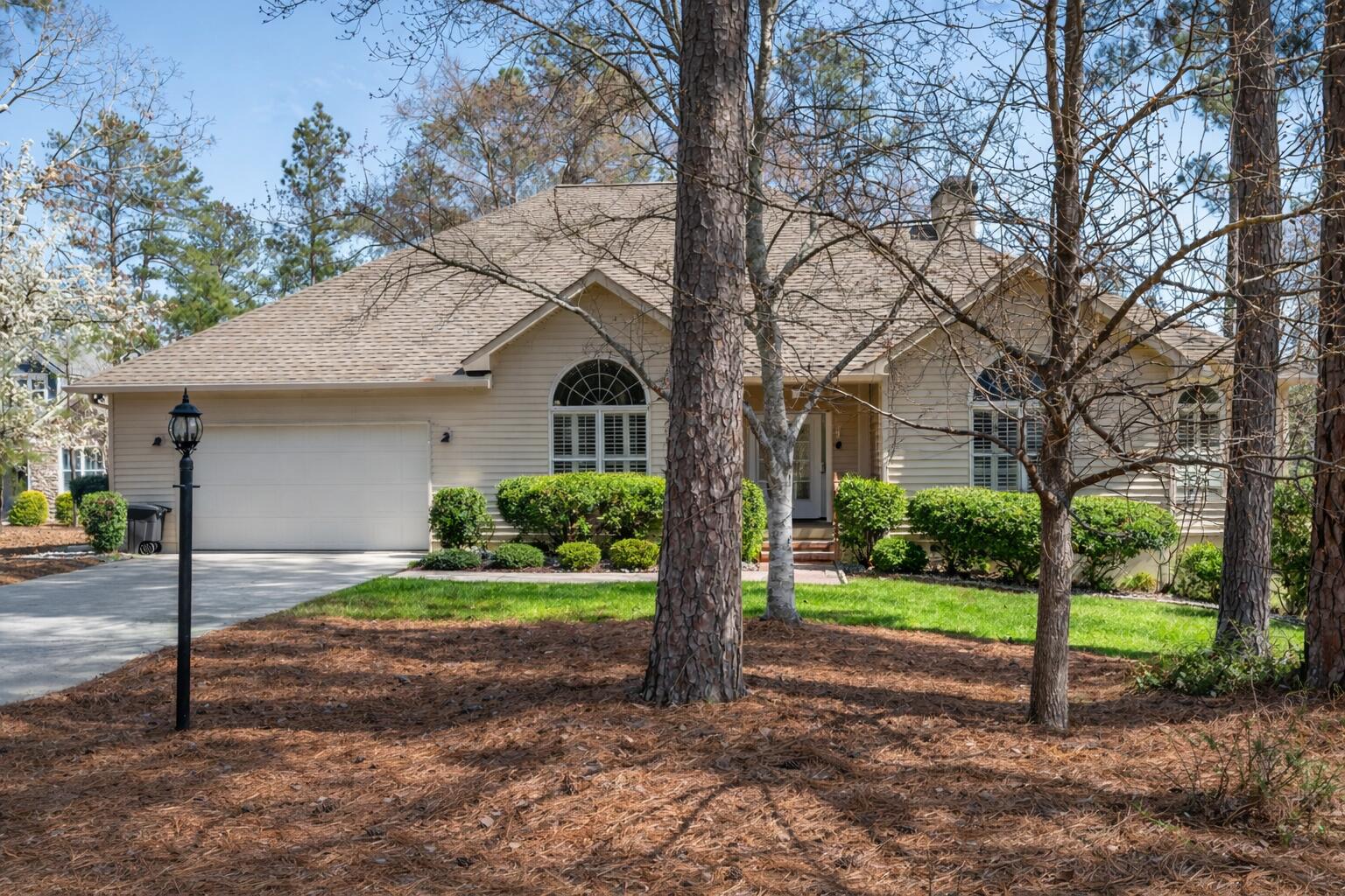 182 Savannah Drive McCormick, SC 29835 - Photo 2 of 57 182SavaExt1
