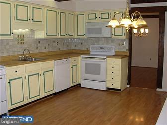 37 Rabbit Run Lane Glenmoore, PA 19343 - Photo 8 of 12 Kitchen