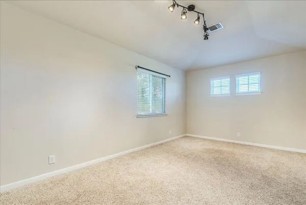 $2,050 | 711 Heritage Springs Trail, Round Rock, TX 78664