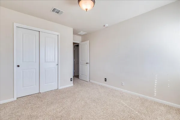 $2,050 | 711 Heritage Springs Trail, Round Rock, TX 78664