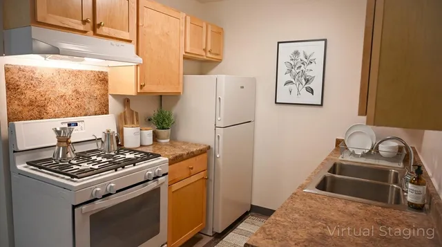 $825 | 1205 Victoria Street, Unit 213, Fairmont, MN 56031