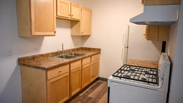 $825 | 1205 Victoria Street, Unit 213, Fairmont, MN 56031