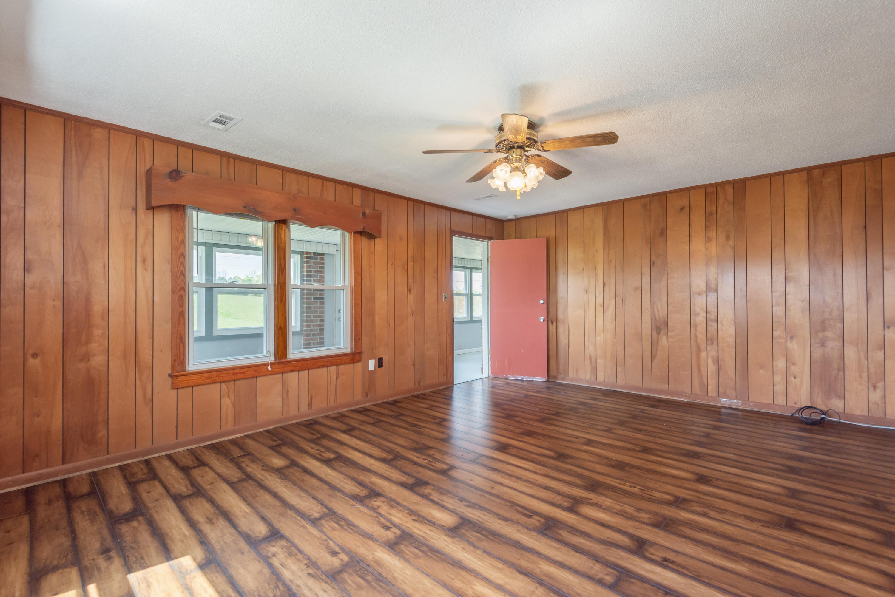 2844 Oakland Road Philadelphia, TN 37846 - Photo 3 of 39 2844OaklandRd-2