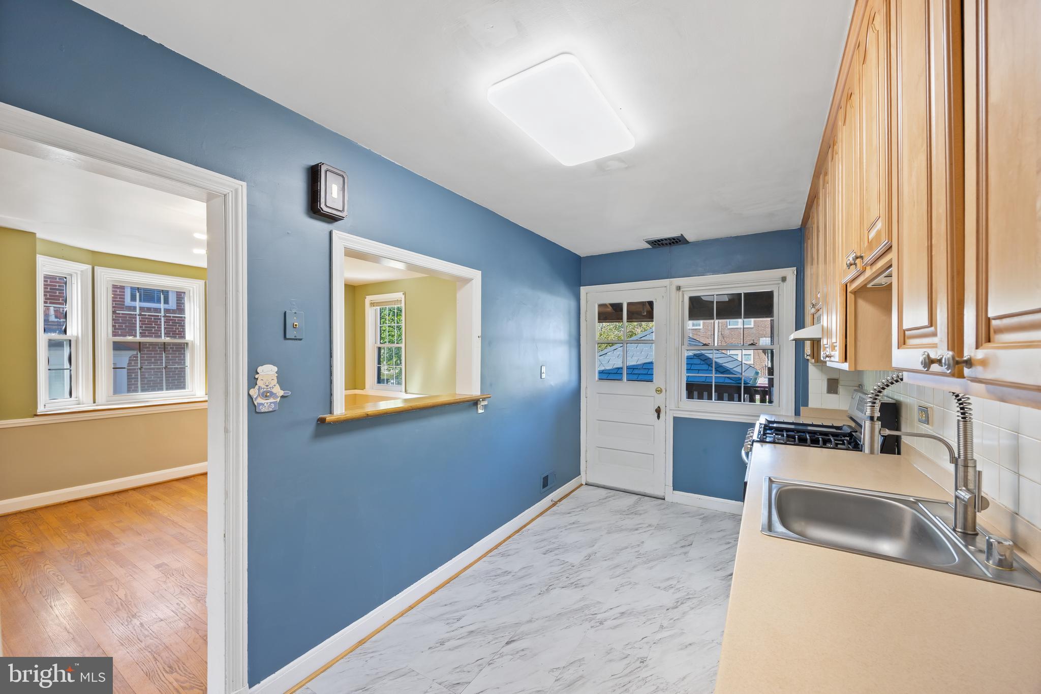 322 Whitfield Road Catonsville, MD 21228 - Photo 10 of 29 Gallery Image 10