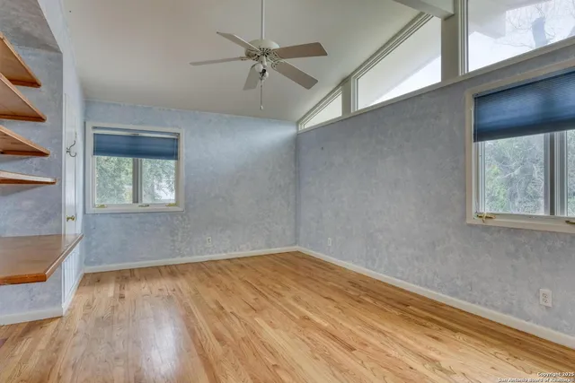 $825,000 | 509 Canterbury Hill Street, Terrell Hills, TX 78209