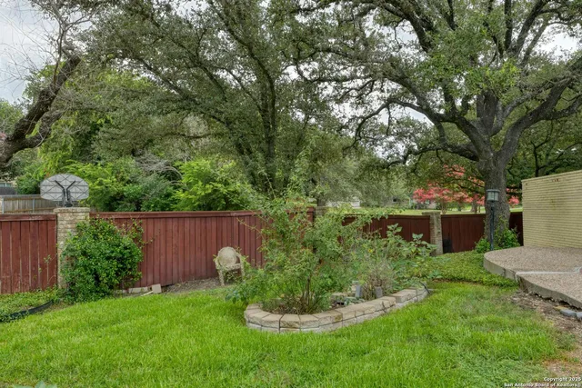 $825,000 | 509 Canterbury Hill Street, Terrell Hills, TX 78209
