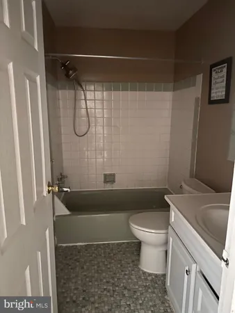 $2,350 | 211 A Willow Turn, Unit 2, Mount Laurel, NJ 08054