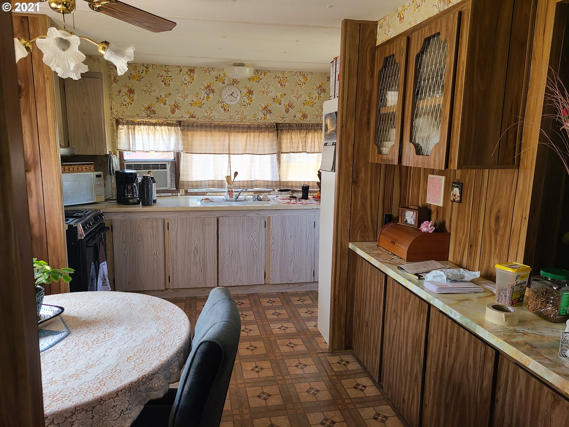 248 South Mike Road Tygh Valley, OR 97063 - Photo 8 of 20 Gallery Image 8