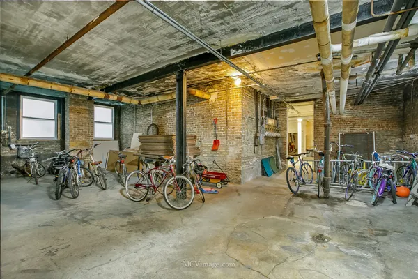 $155,900 | 5464 South Woodlawn Avenue, Unit 3E, Chicago, IL 60615