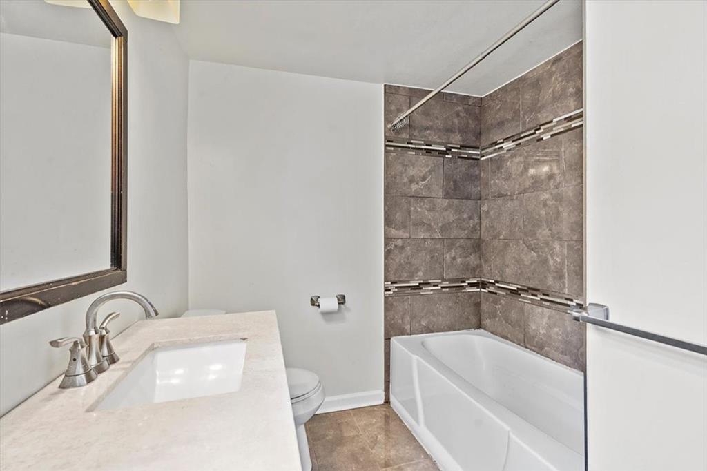 2059 Swallow Hill Road Pittsburgh, PA 15220 - Photo 20 of 25 Gallery Image 20