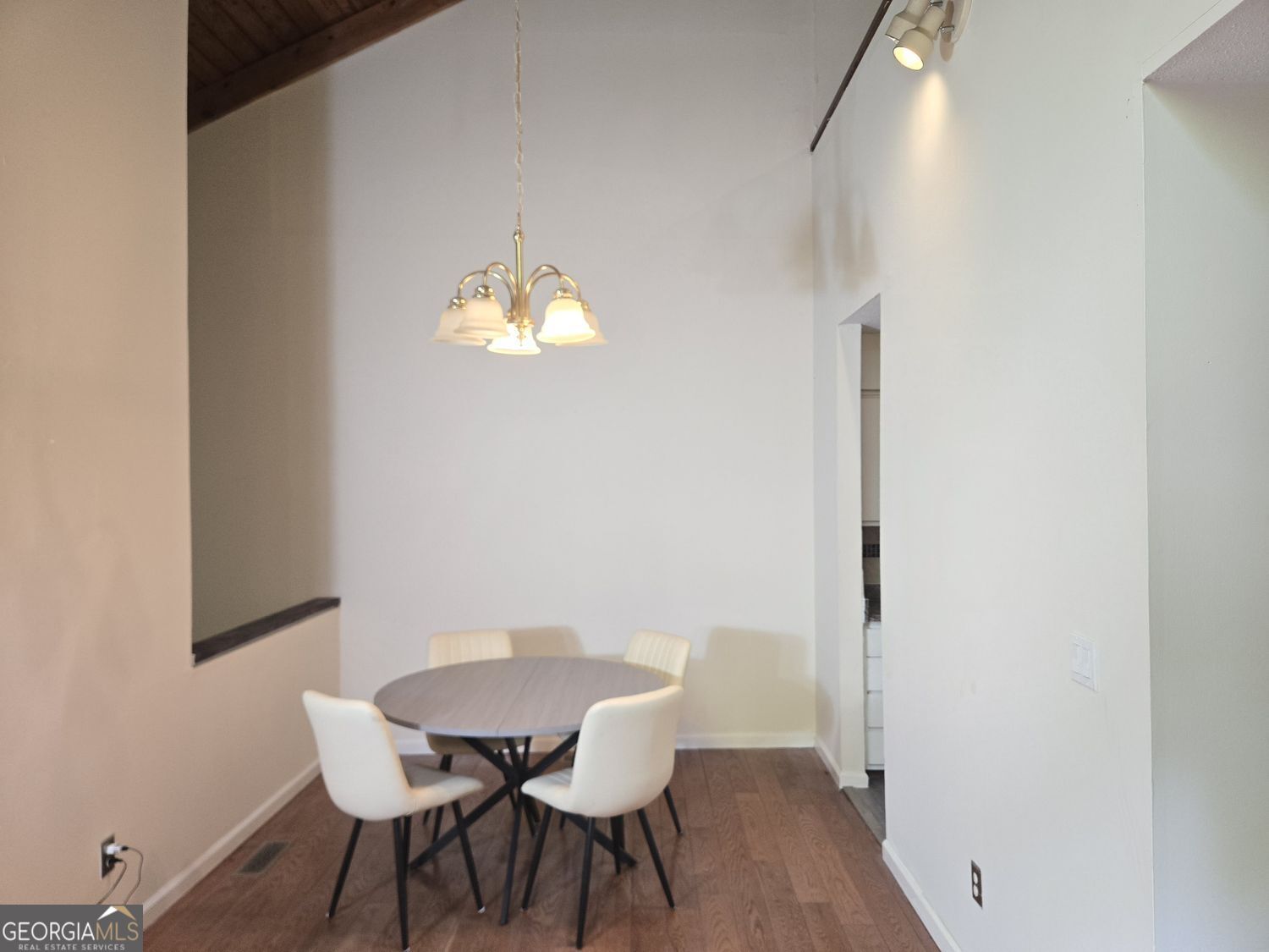 2569 Terrace Trail Decatur, GA 30035 - Photo 5 of 15