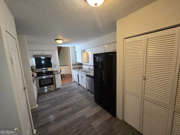 $1,800 | 2569 Terrace Trail, Decatur, GA 30035