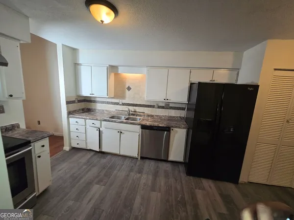 $1,800 | 2569 Terrace Trail, Decatur, GA 30035