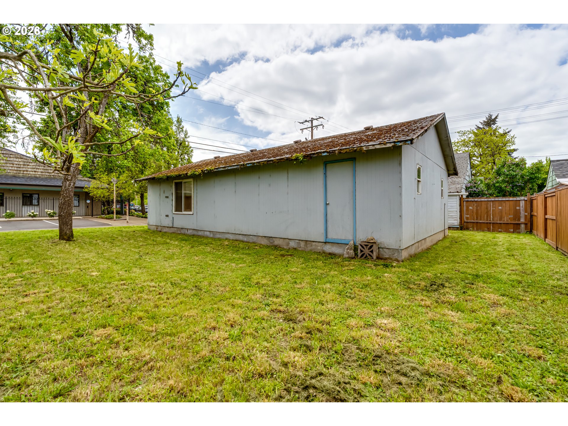 123 10th Street Springfield, OR 97477 - Photo 6 of 25