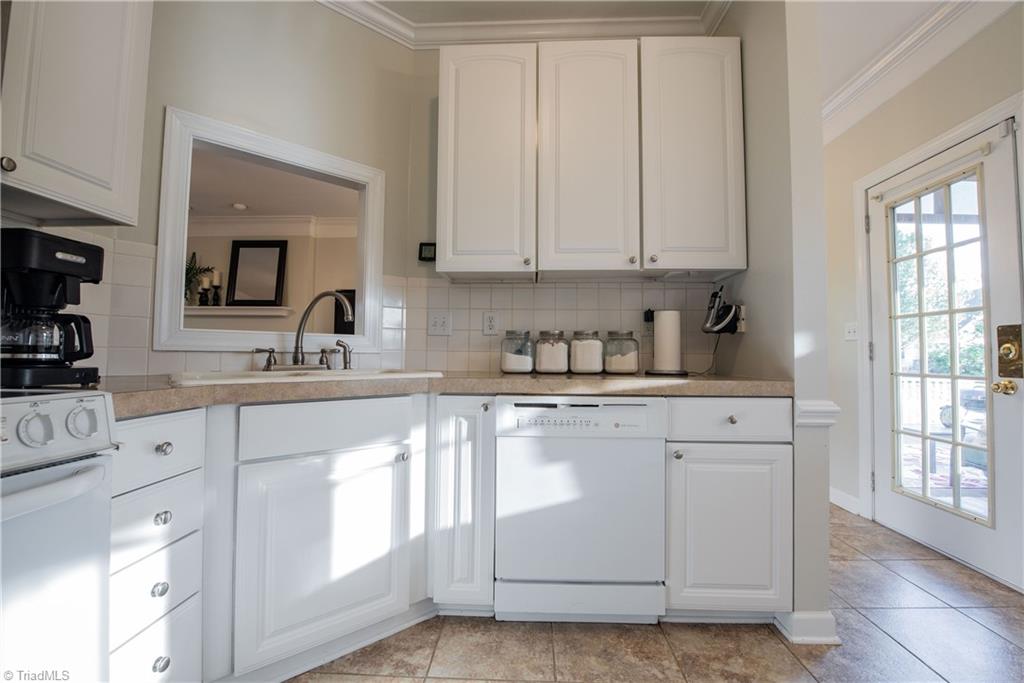 1441 Hege Road Lexington, NC 27295 - Photo 7 of 50 Gallery Image 7