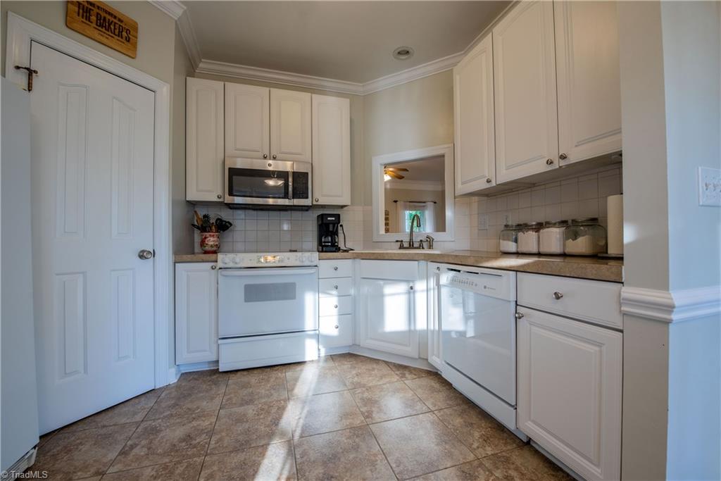1441 Hege Road Lexington, NC 27295 - Photo 8 of 50 Gallery Image 8