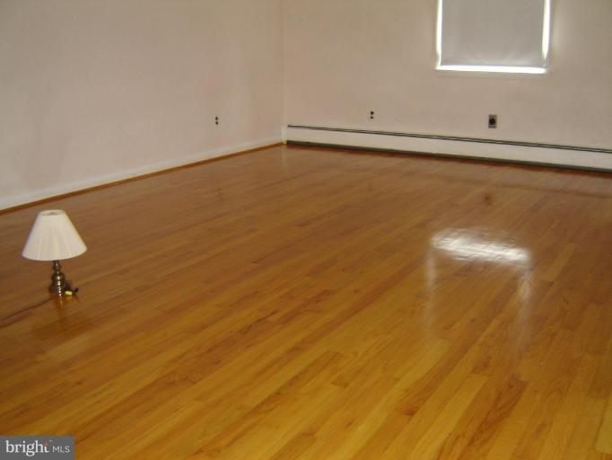 3616 Clifmar Road Windsor Mill, MD 21244 - Photo 20 of 30 Living Room