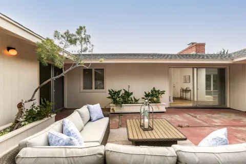 $7,400,000 | 8511 Avenida De Las Ondas, La Jolla, CA 92037