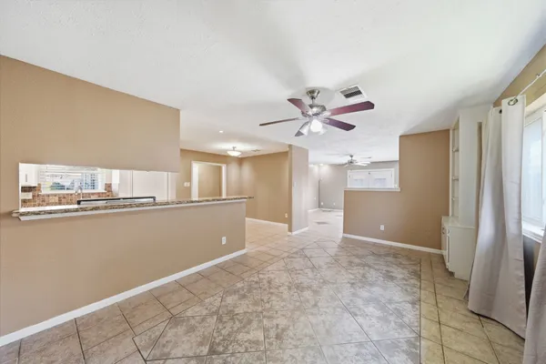 $1,895 | 4908 Holly Park Drive, Pasadena, TX 77505