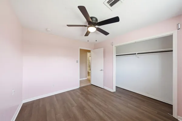 $1,895 | 4908 Holly Park Drive, Pasadena, TX 77505