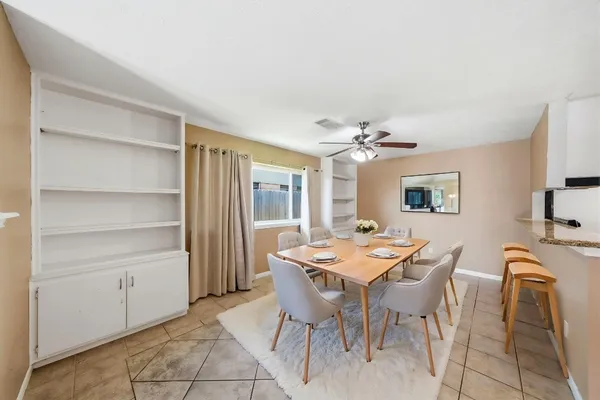 $1,895 | 4908 Holly Park Drive, Pasadena, TX 77505