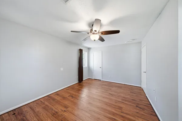 $1,895 | 4908 Holly Park Drive, Pasadena, TX 77505