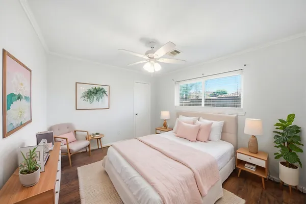 $1,895 | 4908 Holly Park Drive, Pasadena, TX 77505