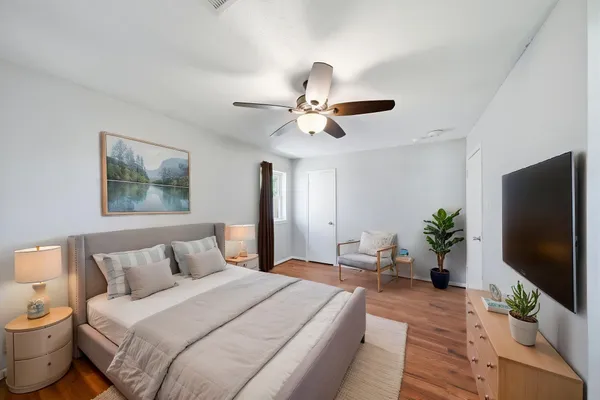 $1,895 | 4908 Holly Park Drive, Pasadena, TX 77505