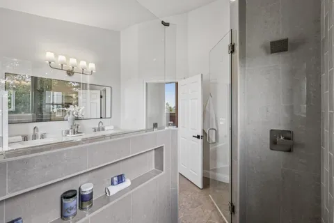 $4,288,000 | 853 Vista Drive, Redwood City, CA 94062