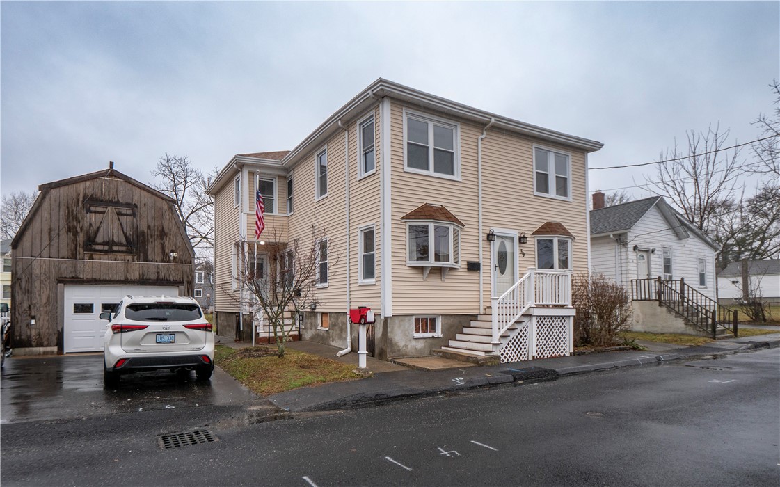 39 Cole Street, Unit 1 Bristol, RI 02809 - Photo 2 of 43