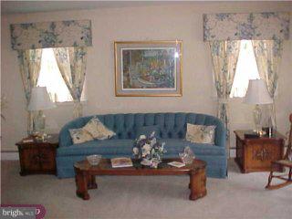 970 Edwards Drive Springfield, PA 19064 - Photo 4 of 6