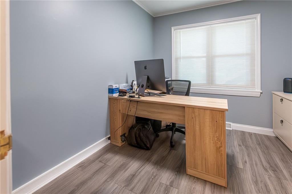357 Carley Avenue Sharon, PA 16146 - Photo 18 of 32 a room with furniture and a window