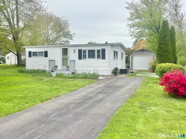 $159,000 | 20 Robin Road, Colchester, CT 06415
