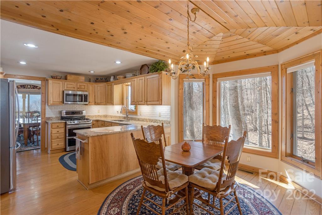 766 High Ridge Road Waynesville, NC 28786 - Photo 23 of 48 Gallery Image 23