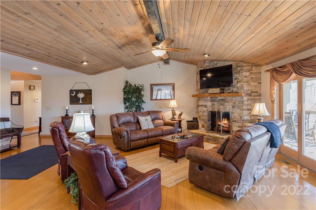 766 High Ridge Road Waynesville, NC 28786 - Photo 9 of 48 Gallery Image 9
