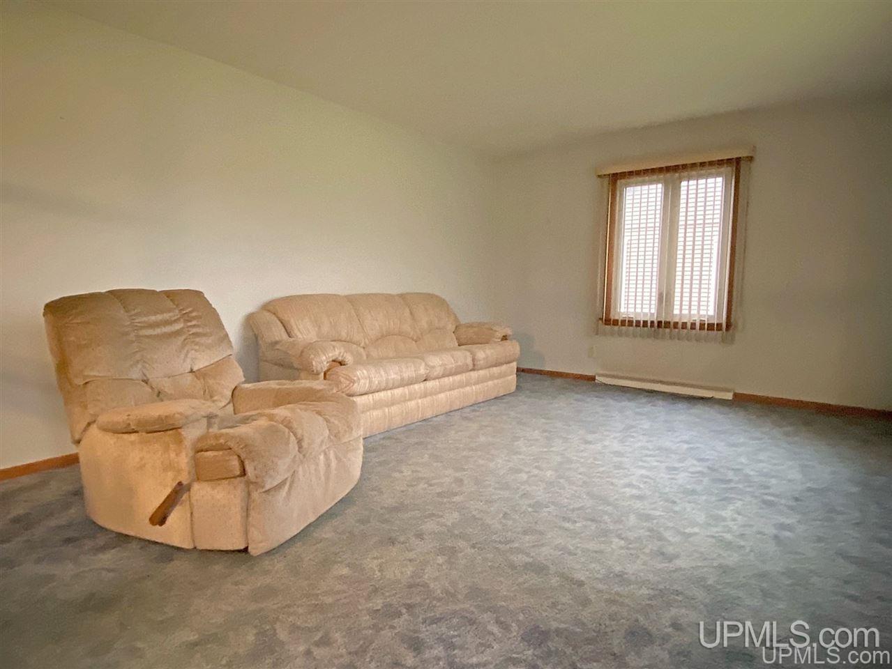 4363 M Road Escanaba, MI 49829 - Photo 2 of 12
