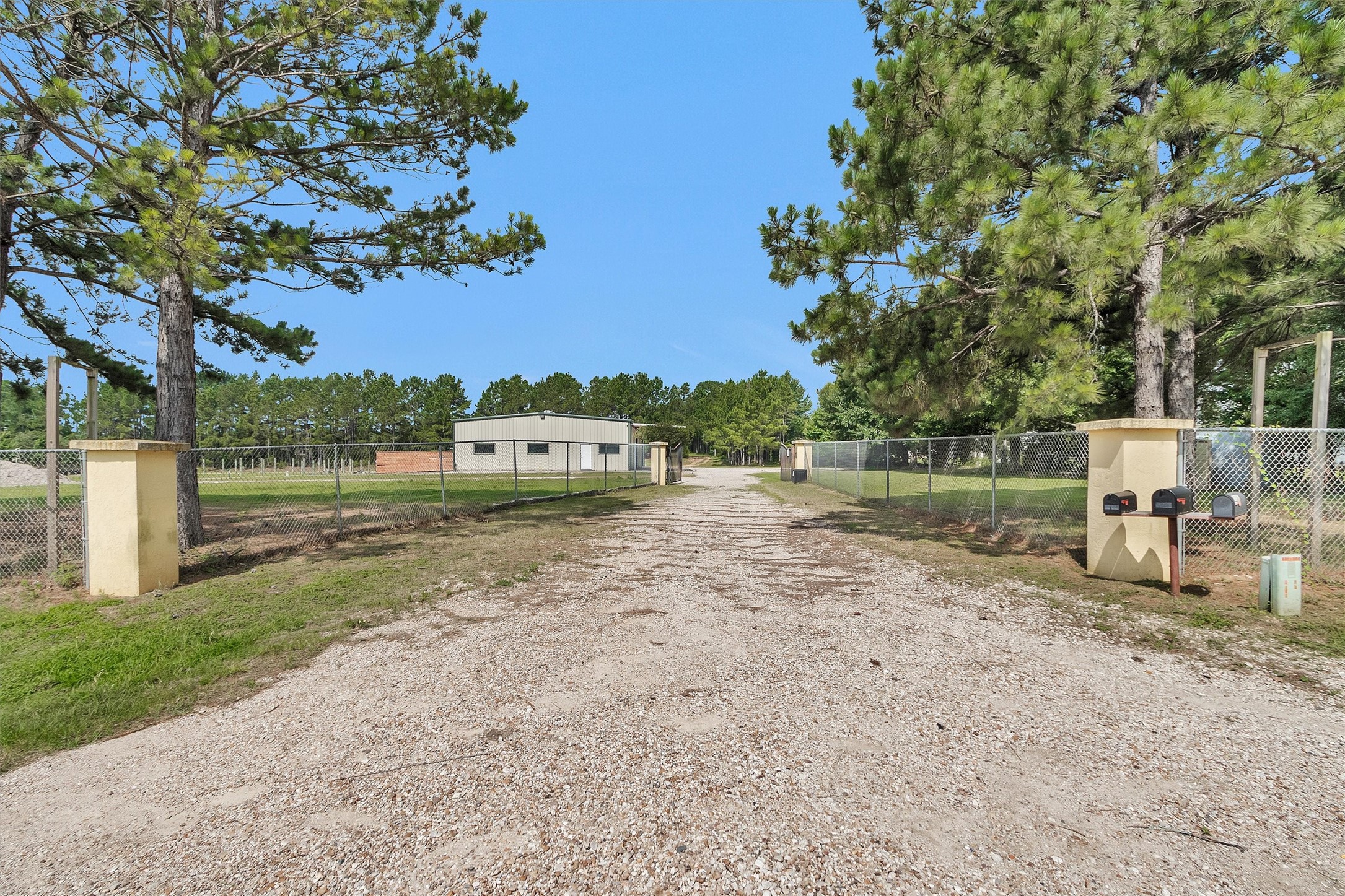 12585 Rose Road Willis, TX 77378 - Photo 2 of 25
