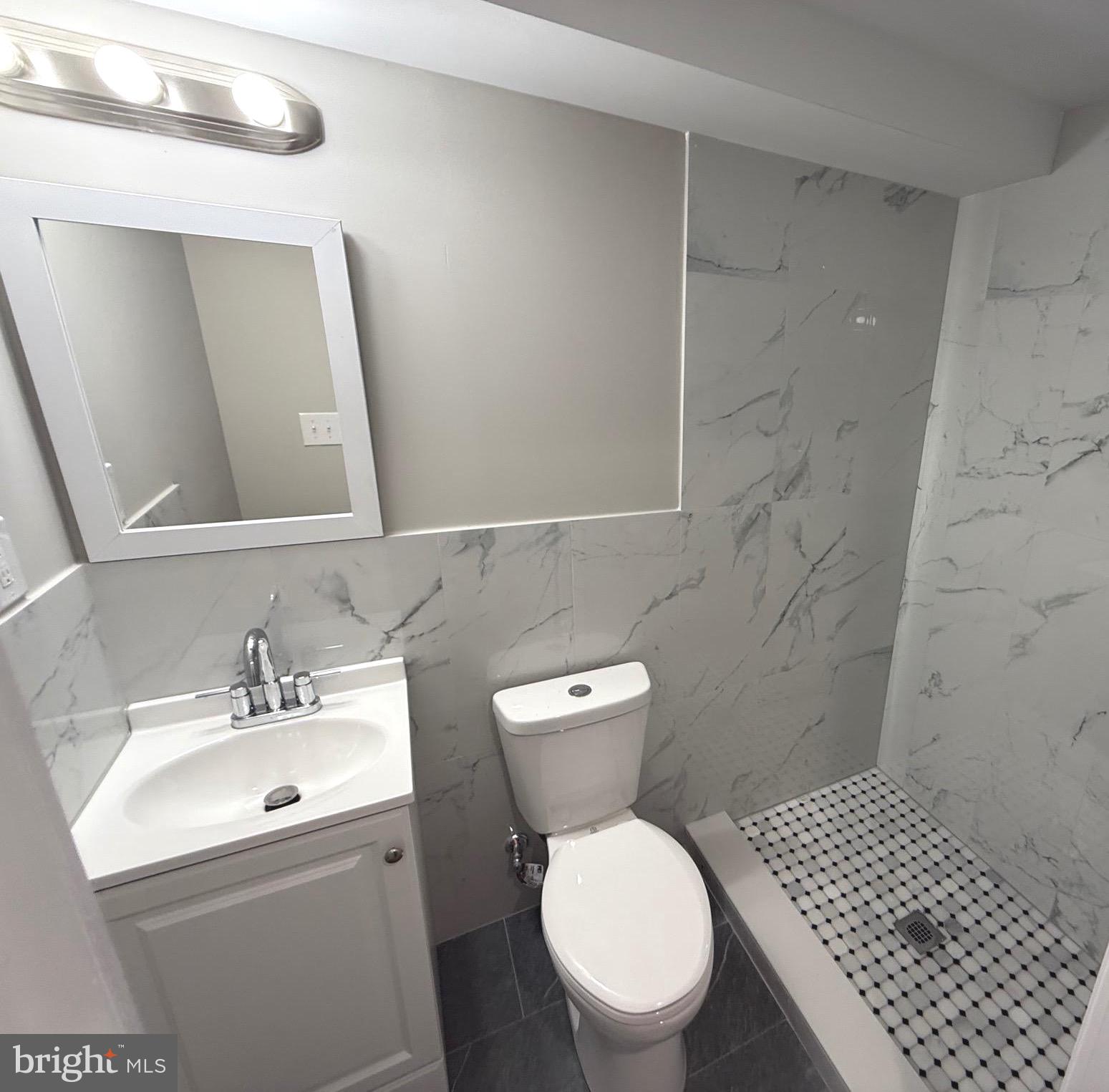 1012 Marlyn Road Philadelphia, PA 19151 - Photo 17 of 19