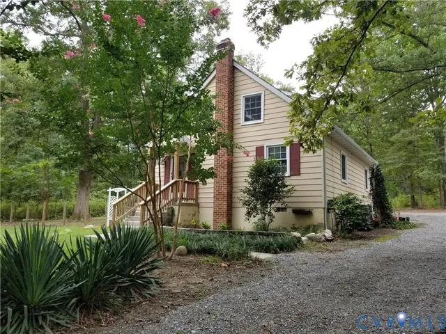 $1,650 | 139 Pike Street, Gum Spring, VA 23065