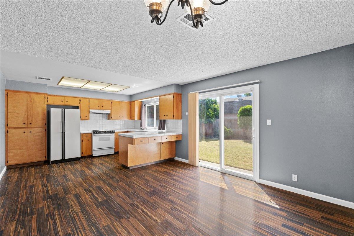 3070 Del Rio Drive Stockton, CA 95204 - Photo 9 of 41