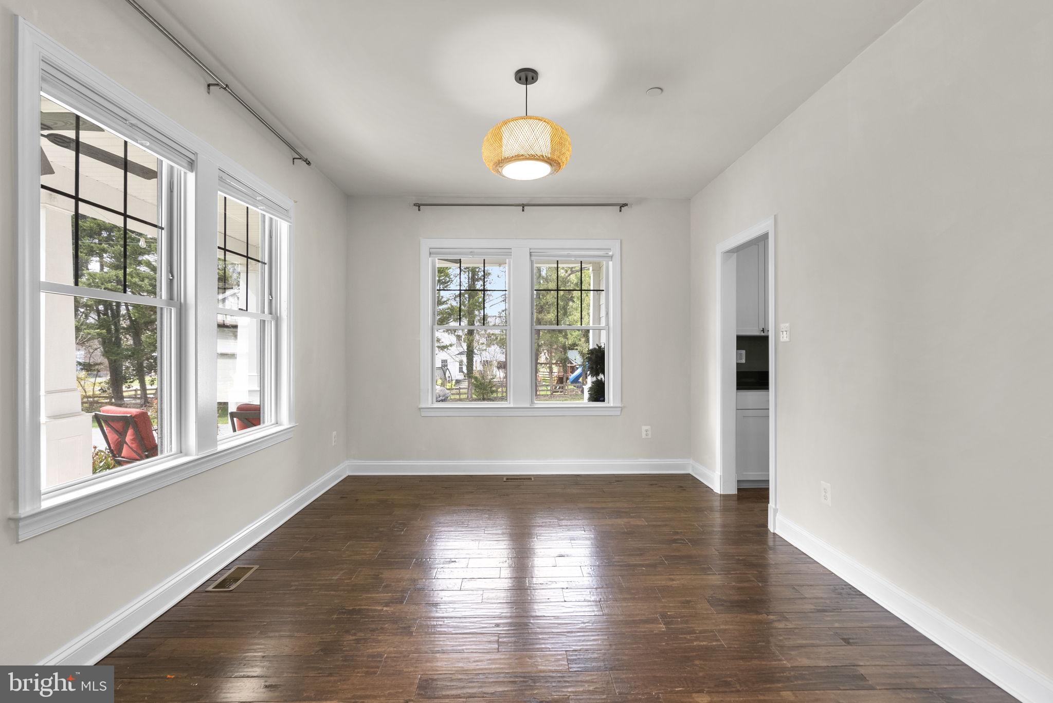 17601 Crystal Spring Terrace Ashton, MD 20861 - Photo 15 of 45