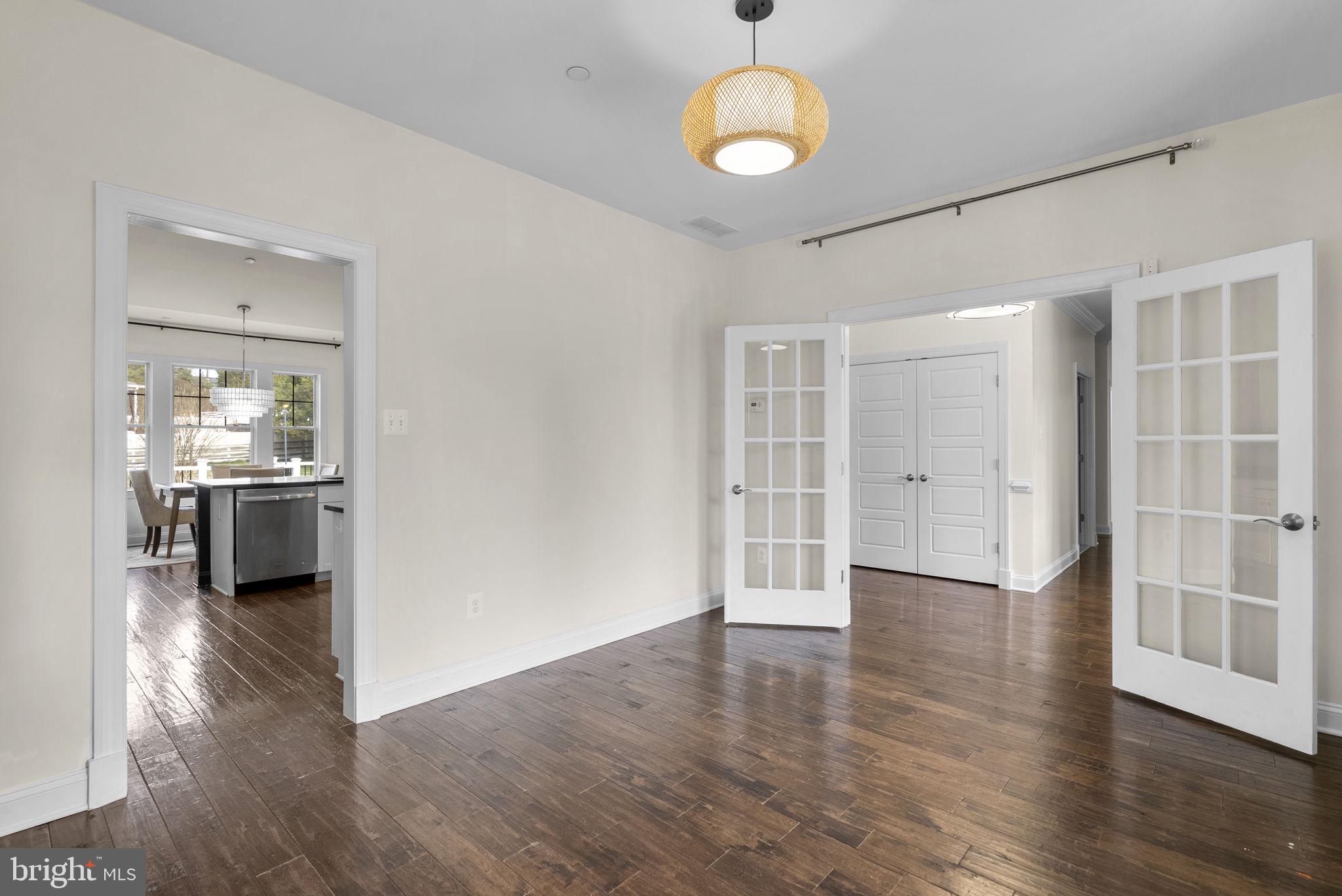 17601 Crystal Spring Terrace Ashton, MD 20861 - Photo 16 of 45